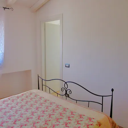 아파트 L'incanto Di Ilaria 카스텔사르도